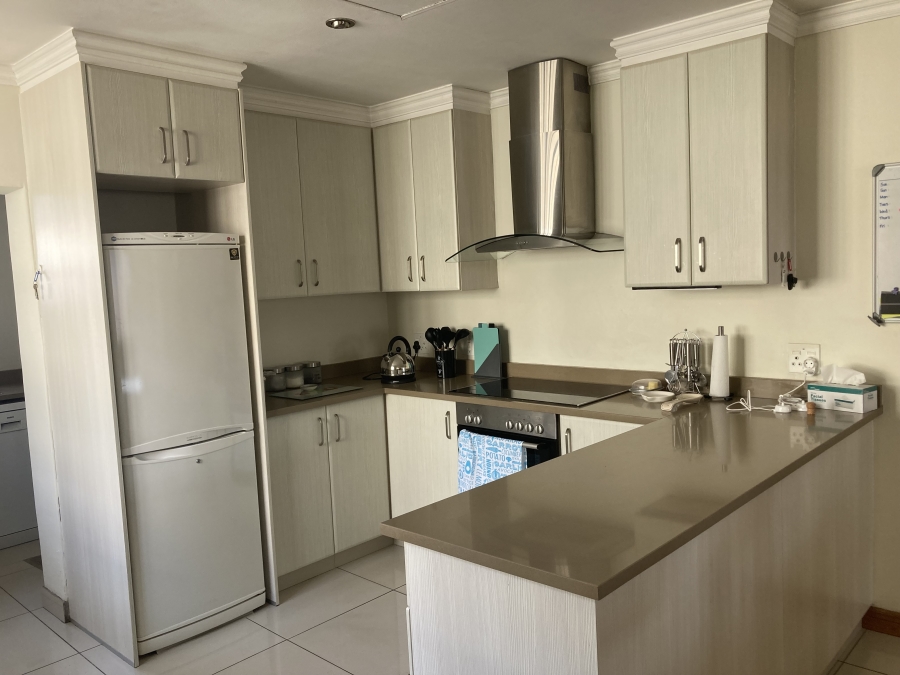 To Let 3 Bedroom Property for Rent in Norwood Gauteng