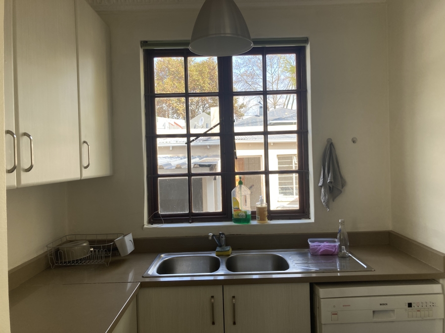 To Let 3 Bedroom Property for Rent in Norwood Gauteng