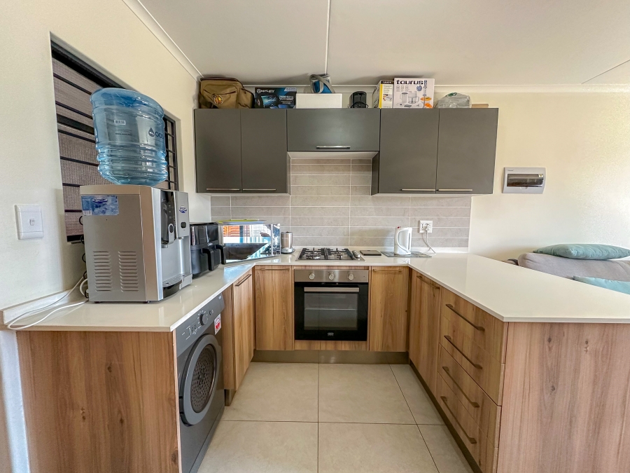 To Let 1 Bedroom Property for Rent in Golden Fields Estate Gauteng