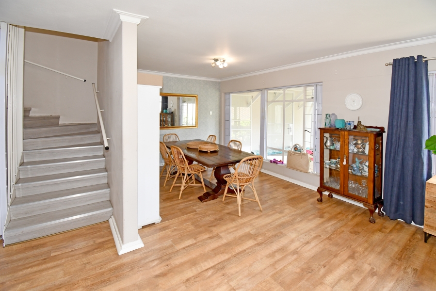 4 Bedroom Property for Sale in Atholl Gauteng