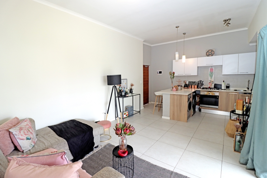 1 Bedroom Property for Sale in Modderfontein Gauteng