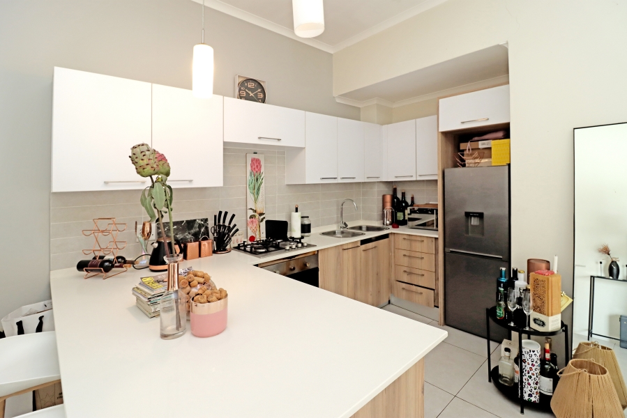 1 Bedroom Property for Sale in Modderfontein Gauteng