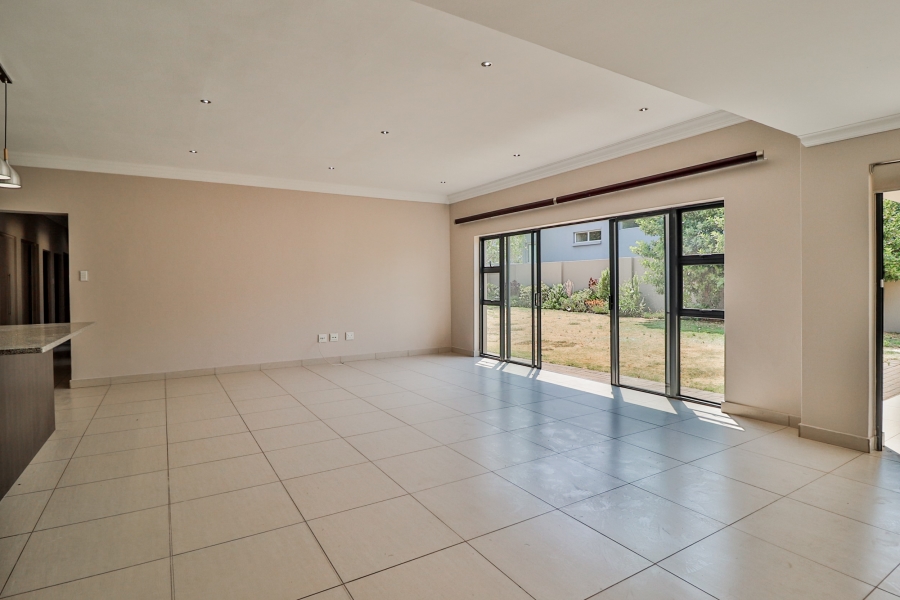 To Let 3 Bedroom Property for Rent in Midstream Estate Gauteng