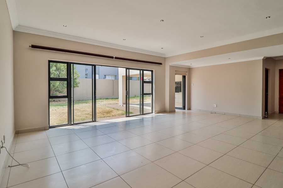To Let 3 Bedroom Property for Rent in Midstream Estate Gauteng