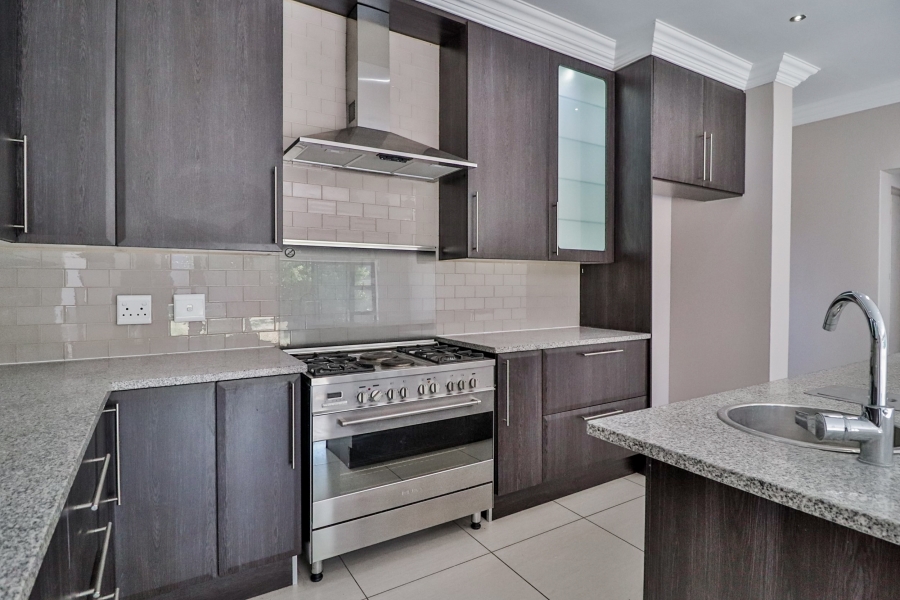 To Let 3 Bedroom Property for Rent in Midstream Estate Gauteng