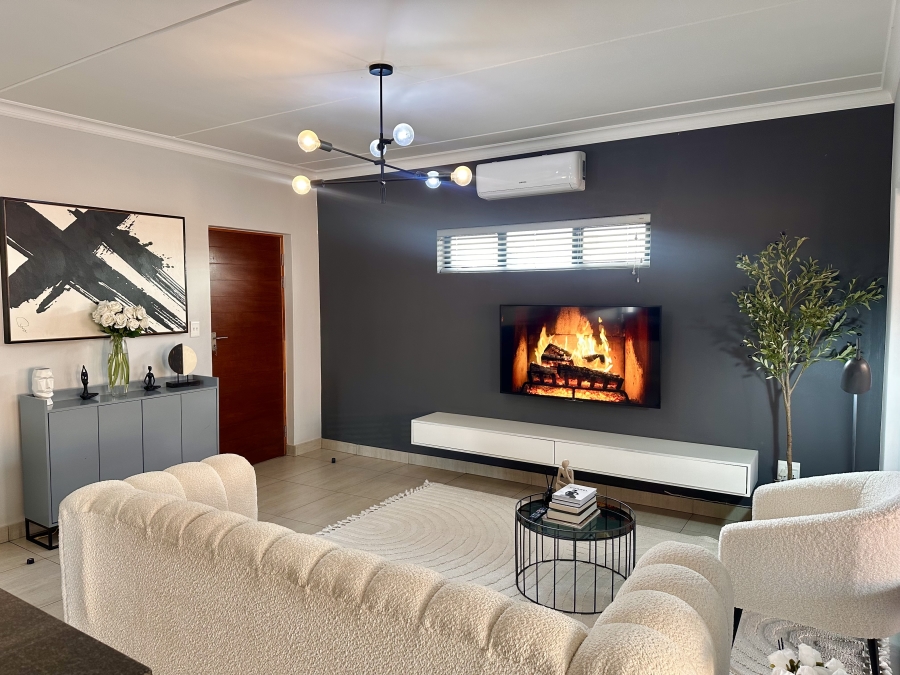 To Let 3 Bedroom Property for Rent in Thatchfield Estate Gauteng