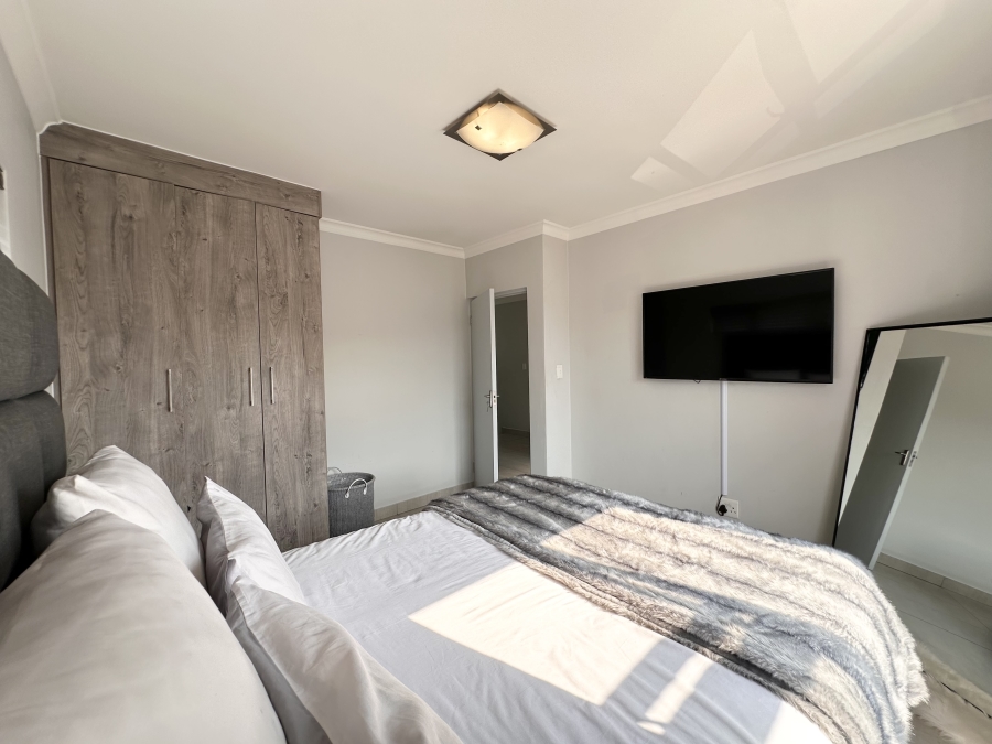 To Let 3 Bedroom Property for Rent in Thatchfield Estate Gauteng