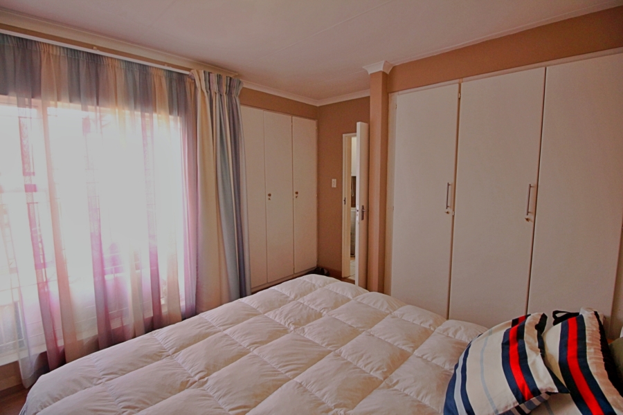 2 Bedroom Property for Sale in Edleen Gauteng