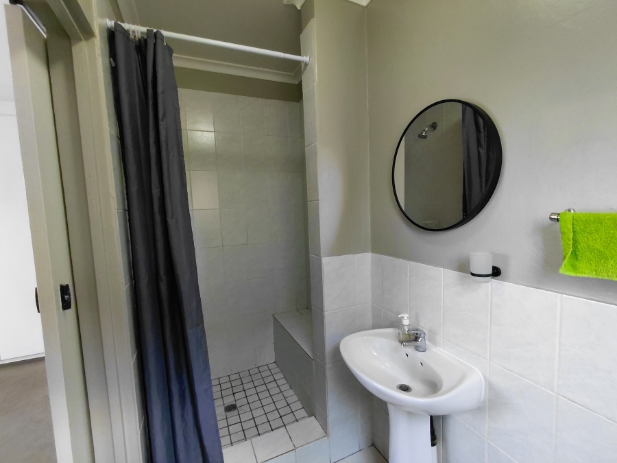 To Let 2 Bedroom Property for Rent in Noordwyk Gauteng