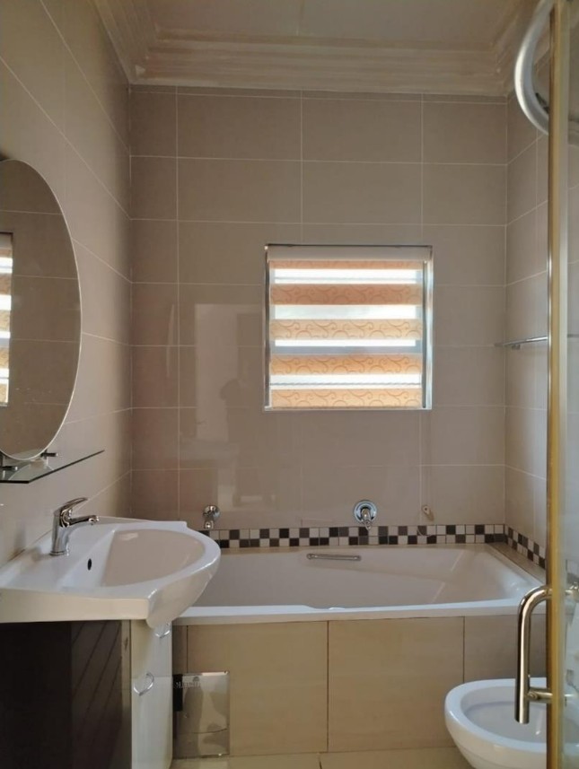 To Let 2 Bedroom Property for Rent in Ravenswood Gauteng