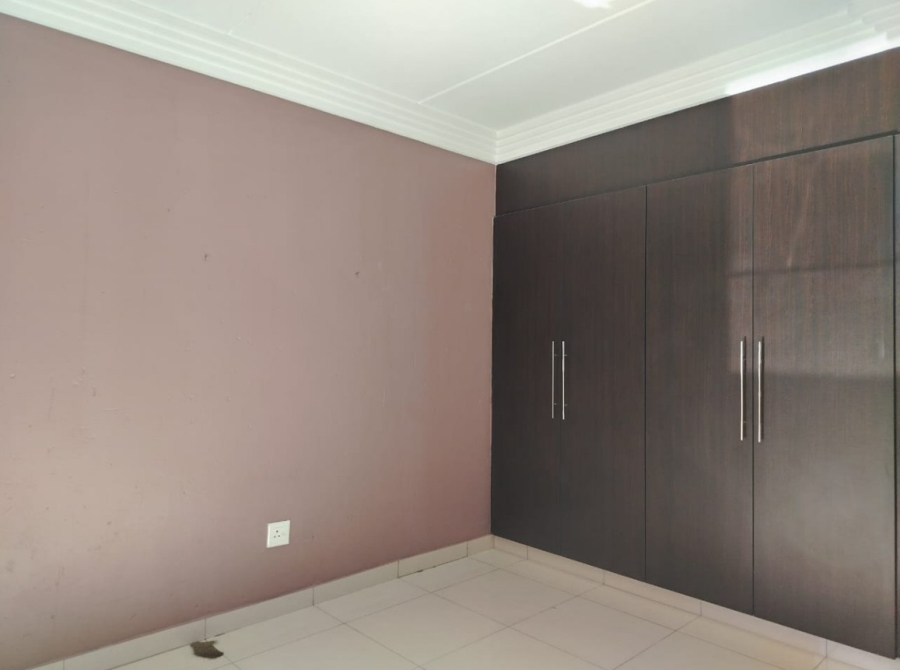 To Let 2 Bedroom Property for Rent in Ravenswood Gauteng