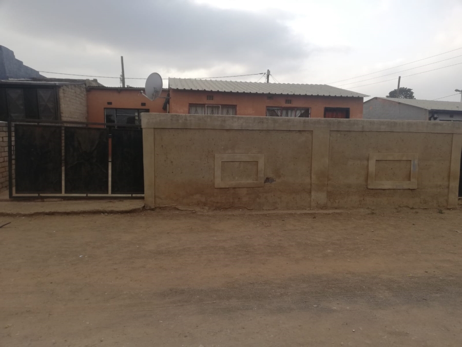 2 Bedroom Property for Sale in Orange Farm Gauteng