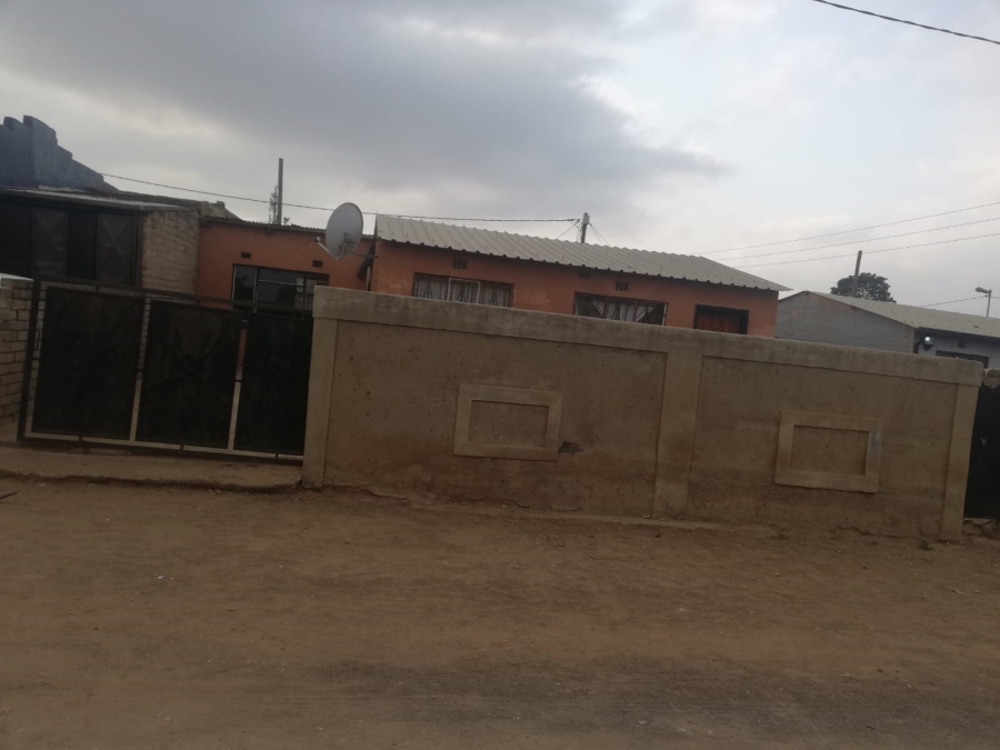 2 Bedroom Property for Sale in Orange Farm Gauteng