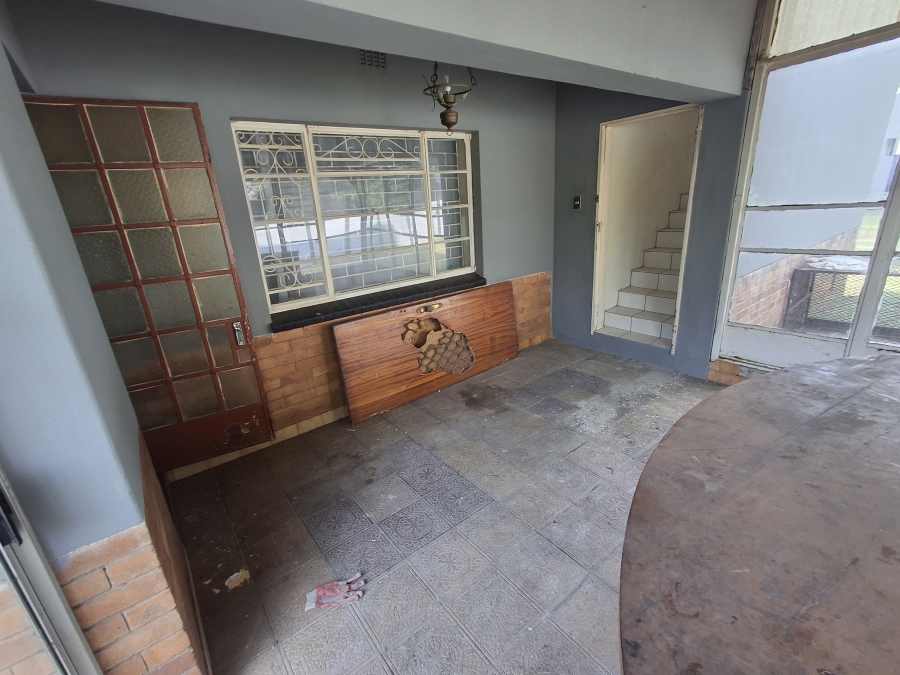 7 Bedroom Property for Sale in Airfield Gauteng