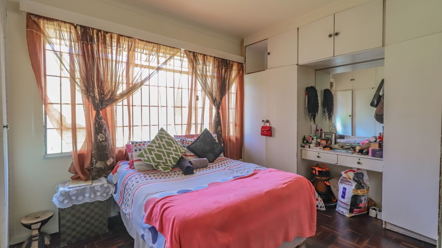 4 Bedroom Property for Sale in Savoy Estate Gauteng