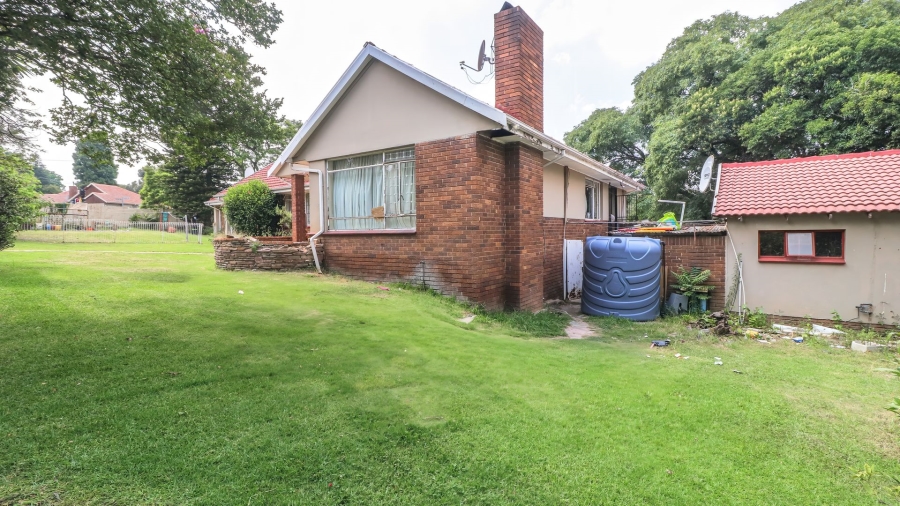 4 Bedroom Property for Sale in Savoy Estate Gauteng