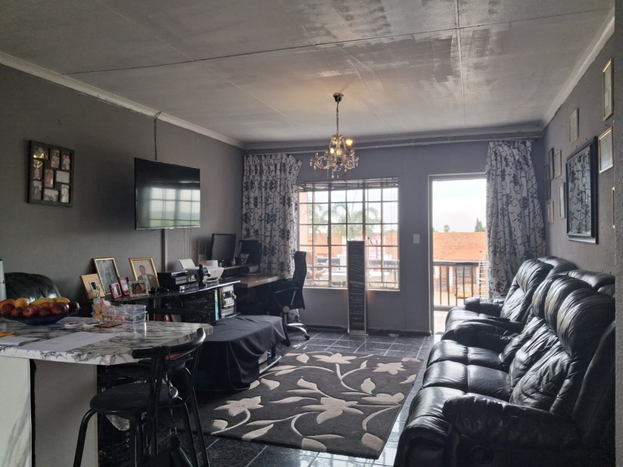 2 Bedroom Property for Sale in Eden Glen Gauteng