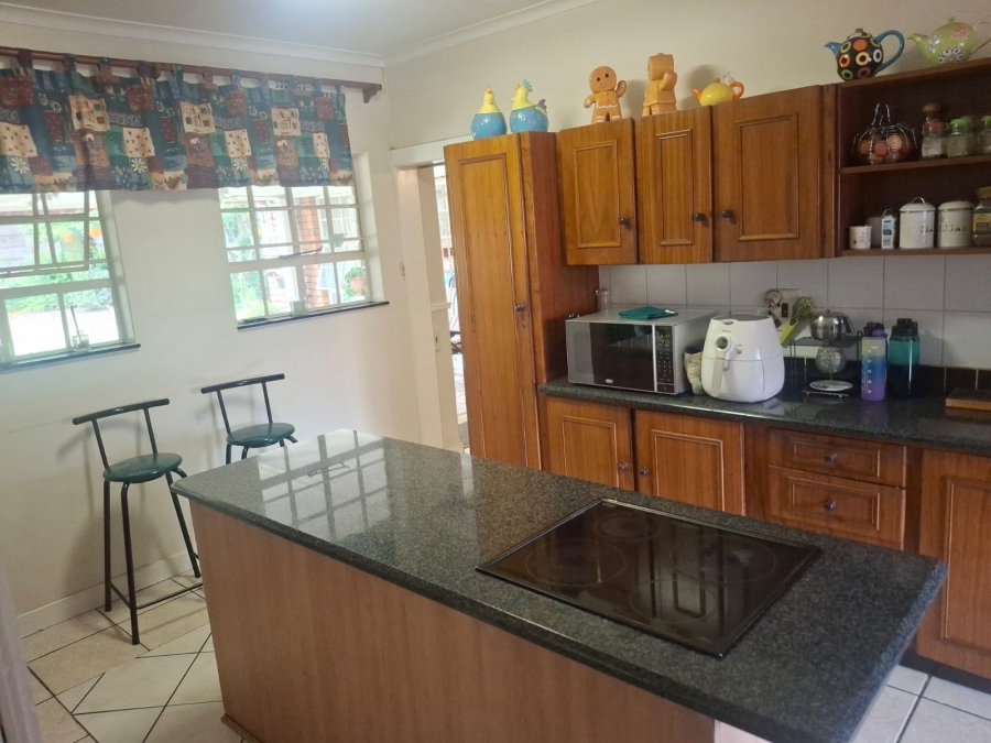 4 Bedroom Property for Sale in Farrarmere Gauteng