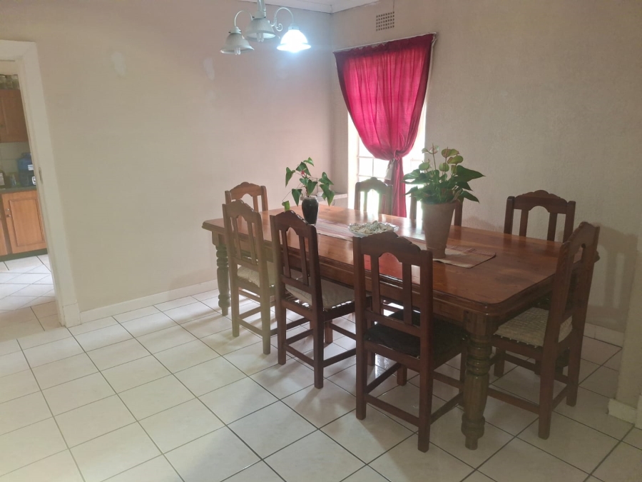 4 Bedroom Property for Sale in Farrarmere Gauteng