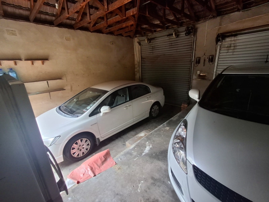 4 Bedroom Property for Sale in Farrarmere Gauteng