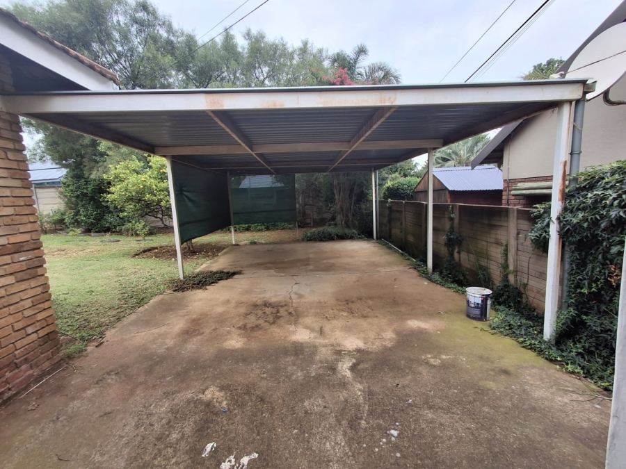 4 Bedroom Property for Sale in Farrarmere Gauteng