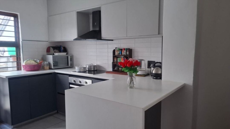 3 Bedroom Property for Sale in Lakefield Gauteng