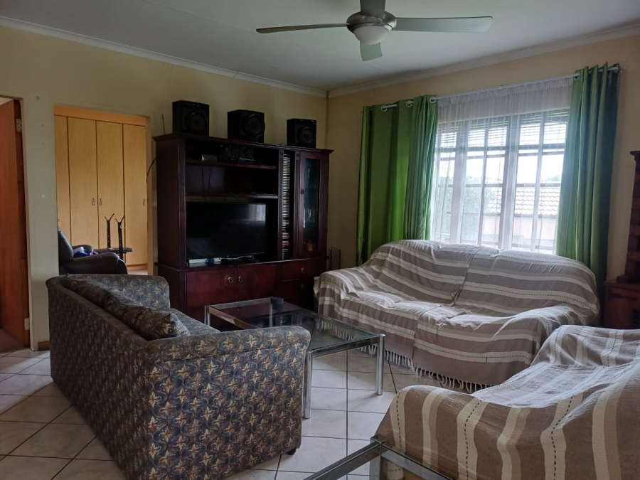 To Let 2 Bedroom Property for Rent in Isandovale Gauteng
