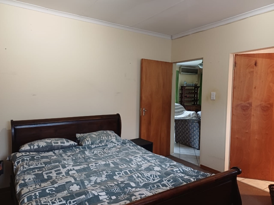 To Let 2 Bedroom Property for Rent in Isandovale Gauteng