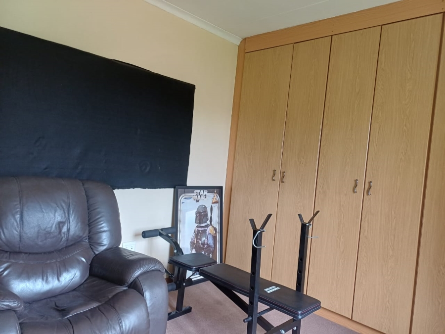 To Let 2 Bedroom Property for Rent in Isandovale Gauteng