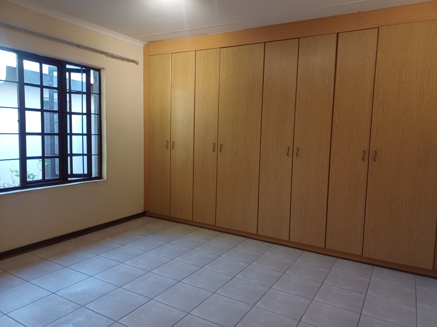 To Let 2 Bedroom Property for Rent in Isandovale Gauteng