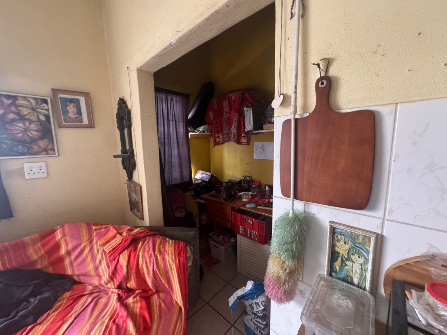 6 Bedroom Property for Sale in Dalview Gauteng