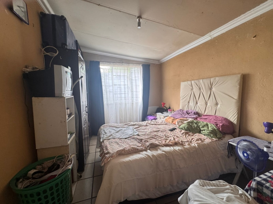 6 Bedroom Property for Sale in Dalview Gauteng