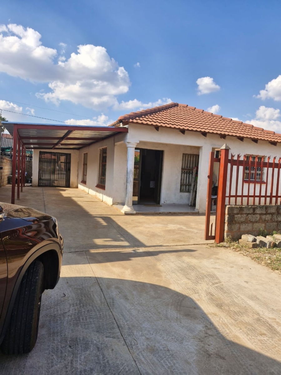 3 Bedroom Property for Sale in Karenpark Gauteng
