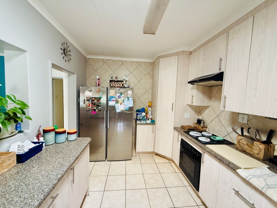 3 Bedroom Property for Sale in Florauna Gauteng