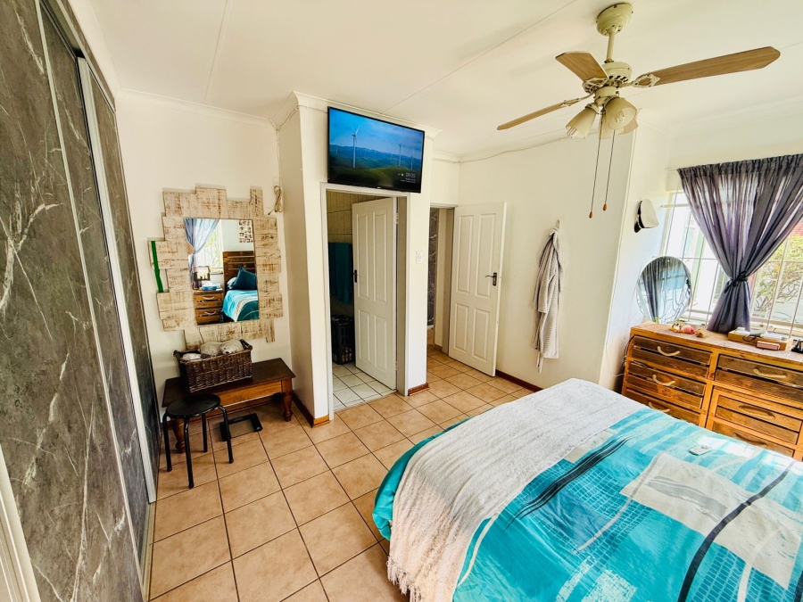 3 Bedroom Property for Sale in Florauna Gauteng