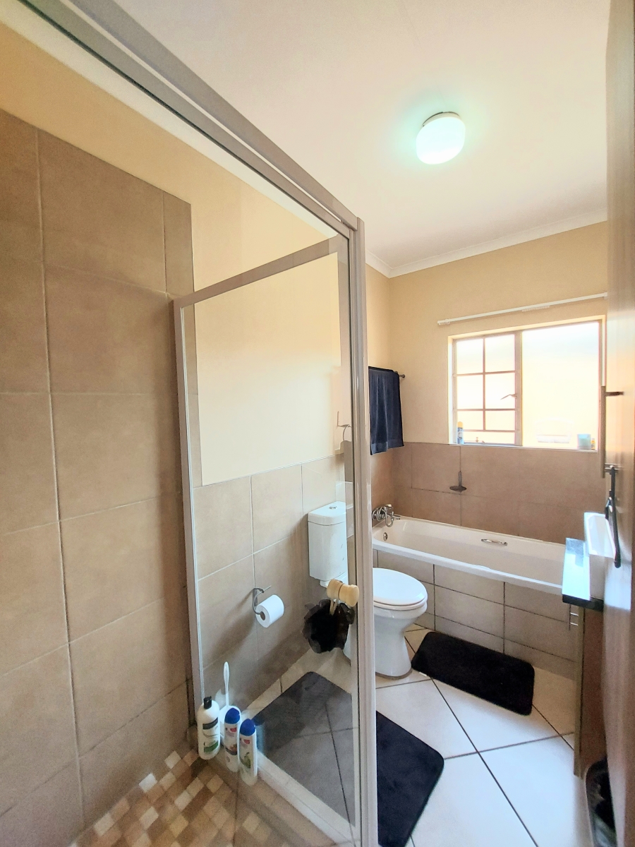 3 Bedroom Property for Sale in Mooikloof Ridge Gauteng
