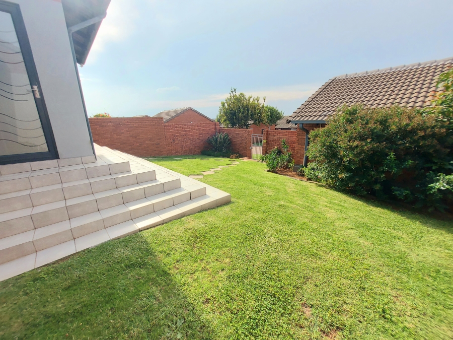 3 Bedroom Property for Sale in Mooikloof Ridge Gauteng