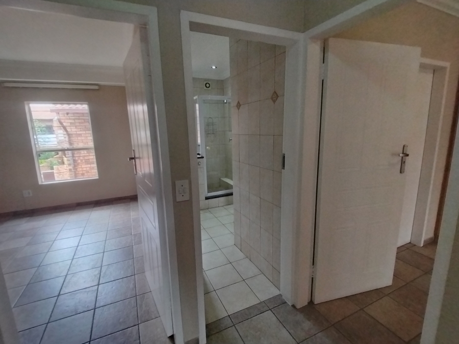 To Let 3 Bedroom Property for Rent in Edenburg Gauteng
