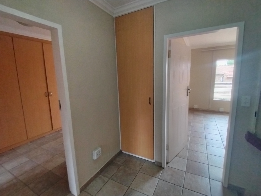 To Let 3 Bedroom Property for Rent in Edenburg Gauteng