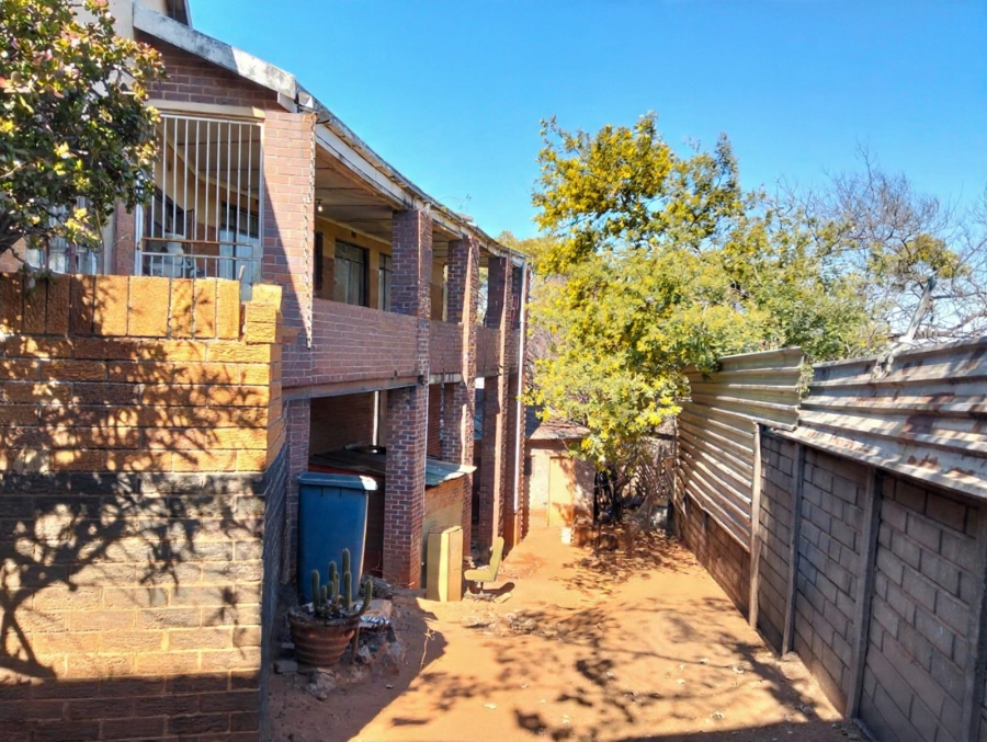 5 Bedroom Property for Sale in Rosettenville Gauteng