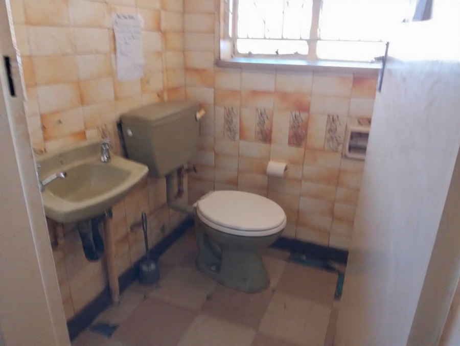 5 Bedroom Property for Sale in Rosettenville Gauteng