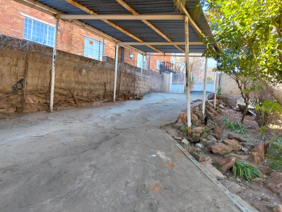 5 Bedroom Property for Sale in Rosettenville Gauteng