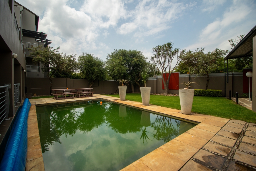 To Let 0 Bedroom Property for Rent in Sunninghill Gauteng