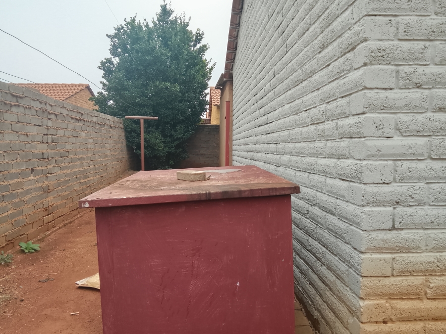 2 Bedroom Property for Sale in Ga-Rankuwa Unit 24 Gauteng