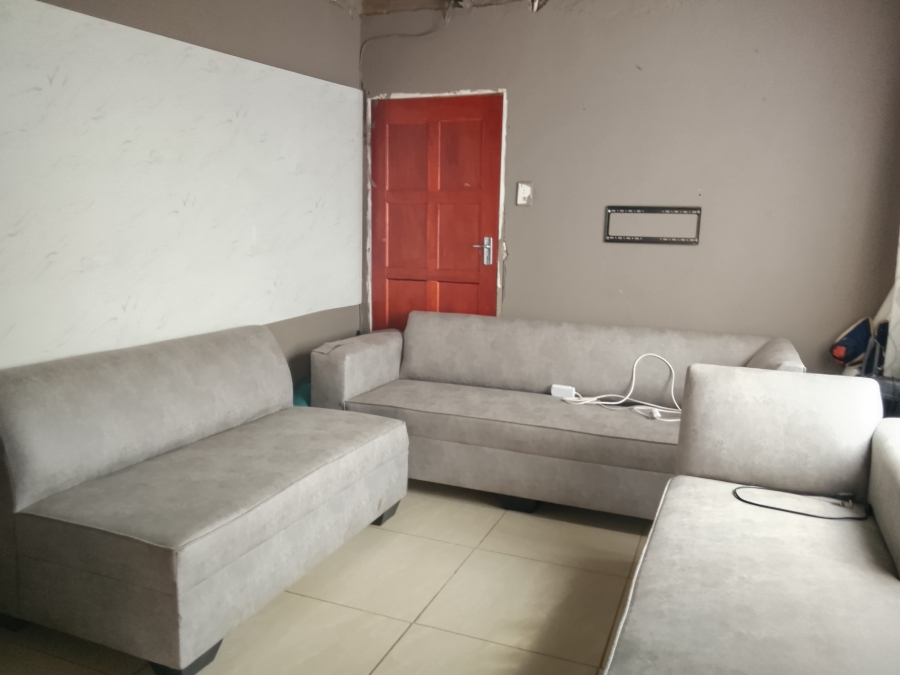2 Bedroom Property for Sale in Ga-Rankuwa Unit 24 Gauteng