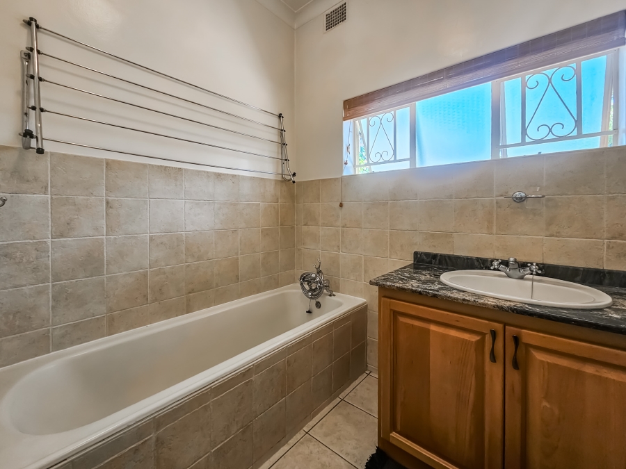 3 Bedroom Property for Sale in Brooklyn Gauteng