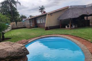 3 Bedroom Property for Sale in Sinoville Gauteng