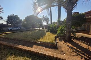 2 Bedroom Property for Sale in Montana Tuine Gauteng