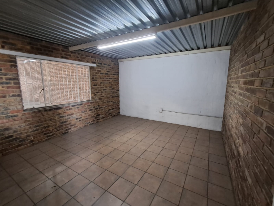 To Let commercial Property for Rent in Noldick Gauteng