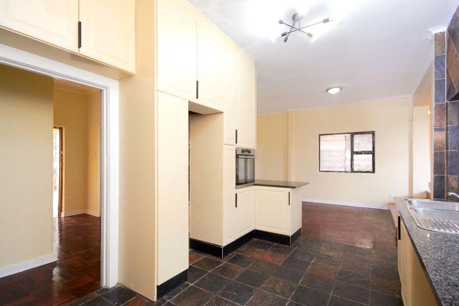 To Let 4 Bedroom Property for Rent in Discovery Gauteng